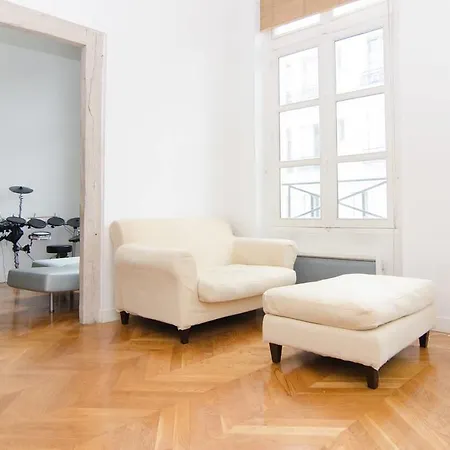 Bright & Spacious Duplex Flat In Central Appartement *